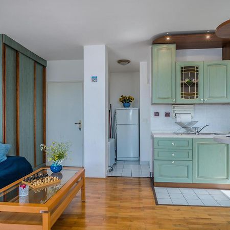 Amazing Apartment In Krk With Kitchen Krk Town Buitenkant foto